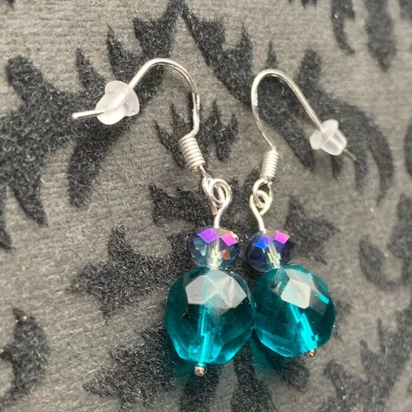 Aurora Borealis Swarovski Crystal sterling silver earrings - Picture 8 of 8